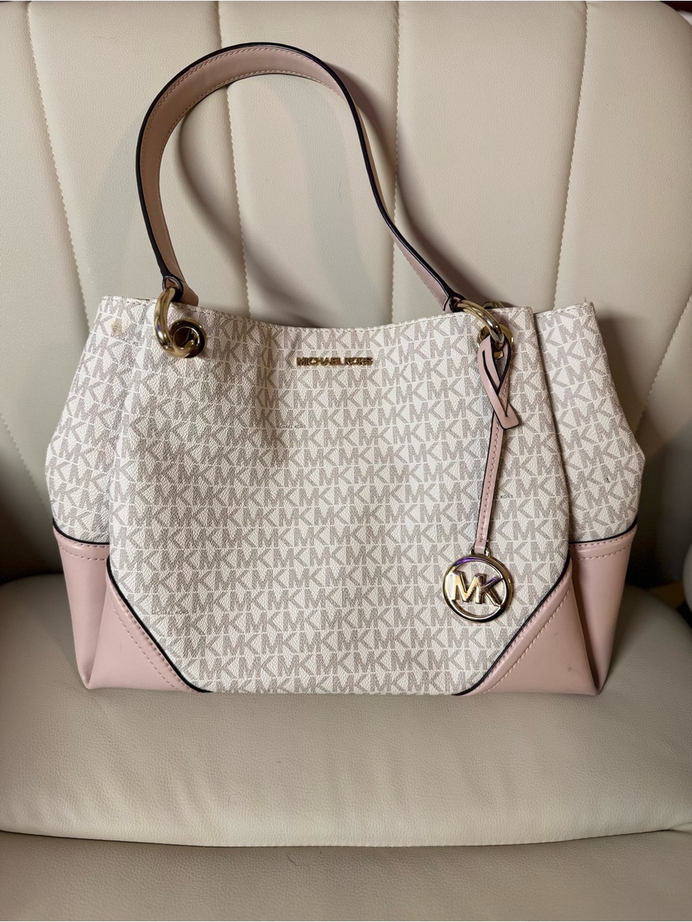 Michael Kors Pink and White Signature Shoulder Tote
